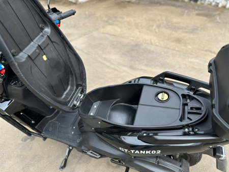 Скутер бензиновый GT TANK 02 черный