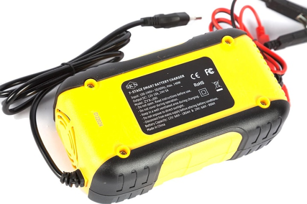 Зарядное устройство SKN ZYX-J50 12V 10A, 24V 5A (6Ah-180Ah) [AGM, GEL, SLA, WET, LI, CA]
