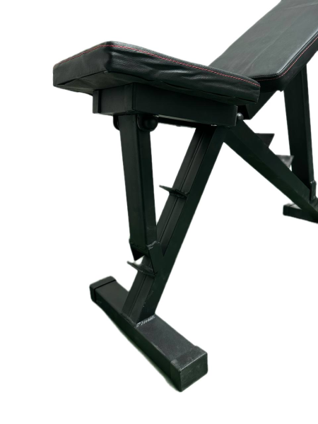 Скамья для тренировок и жима наклонная