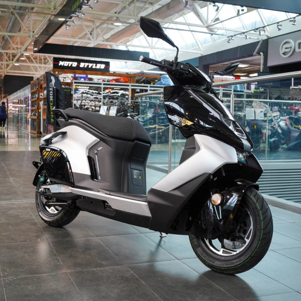 Электроскутер ZEEHO AE8 S+