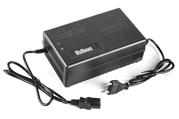 Зарядное устройство интеллектуальное для Li литиевых аккумуляторов 60V20A/H (3A)