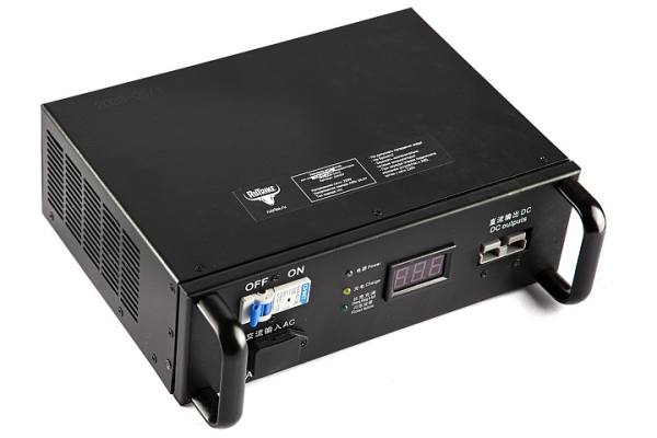 Зарядное устройство интеллектуальное для LiFePo4 аккумуляторов 24V80AH (40А)